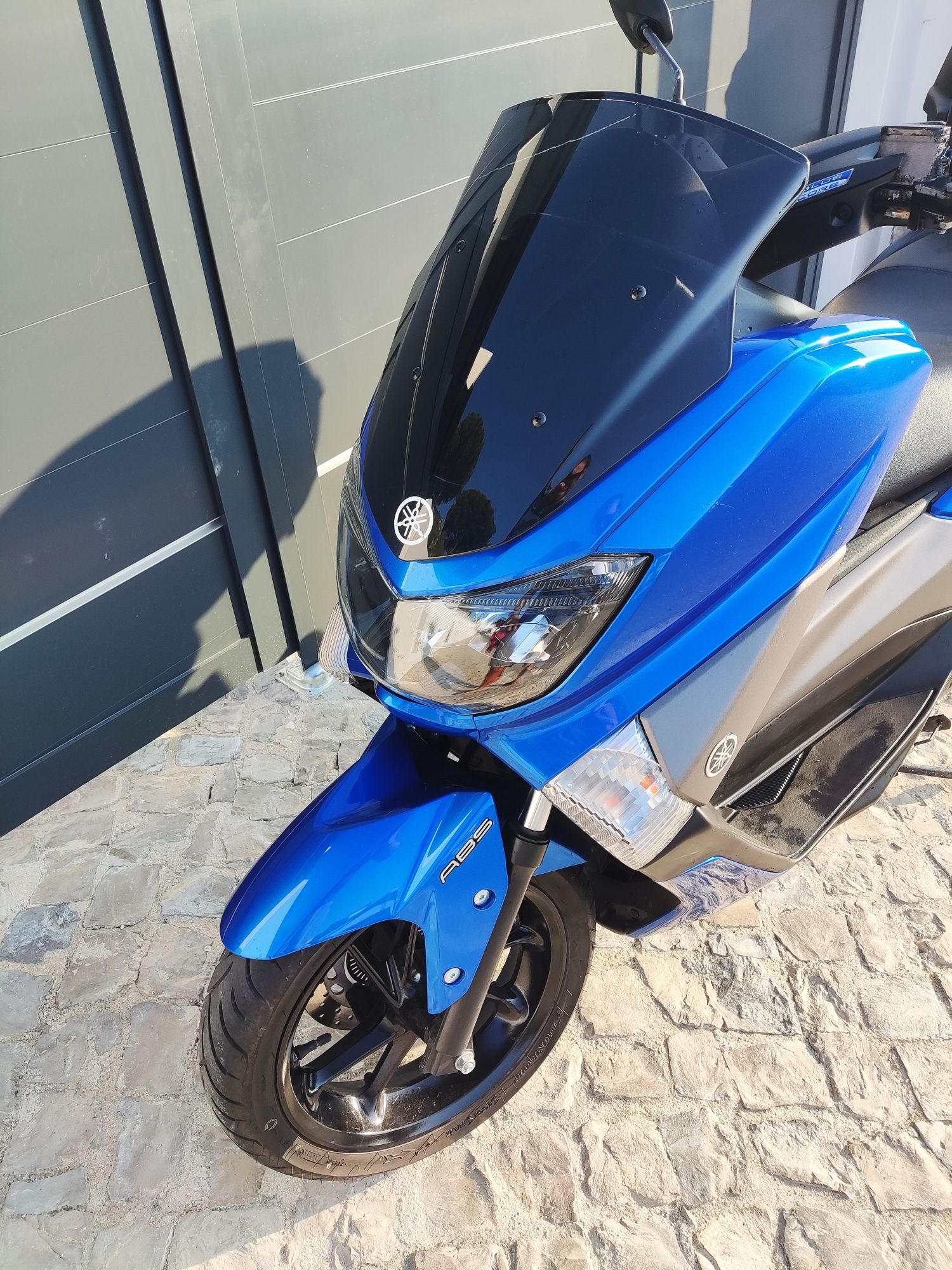 Yamaha nmax 125 NOVA + topcase Yamaha