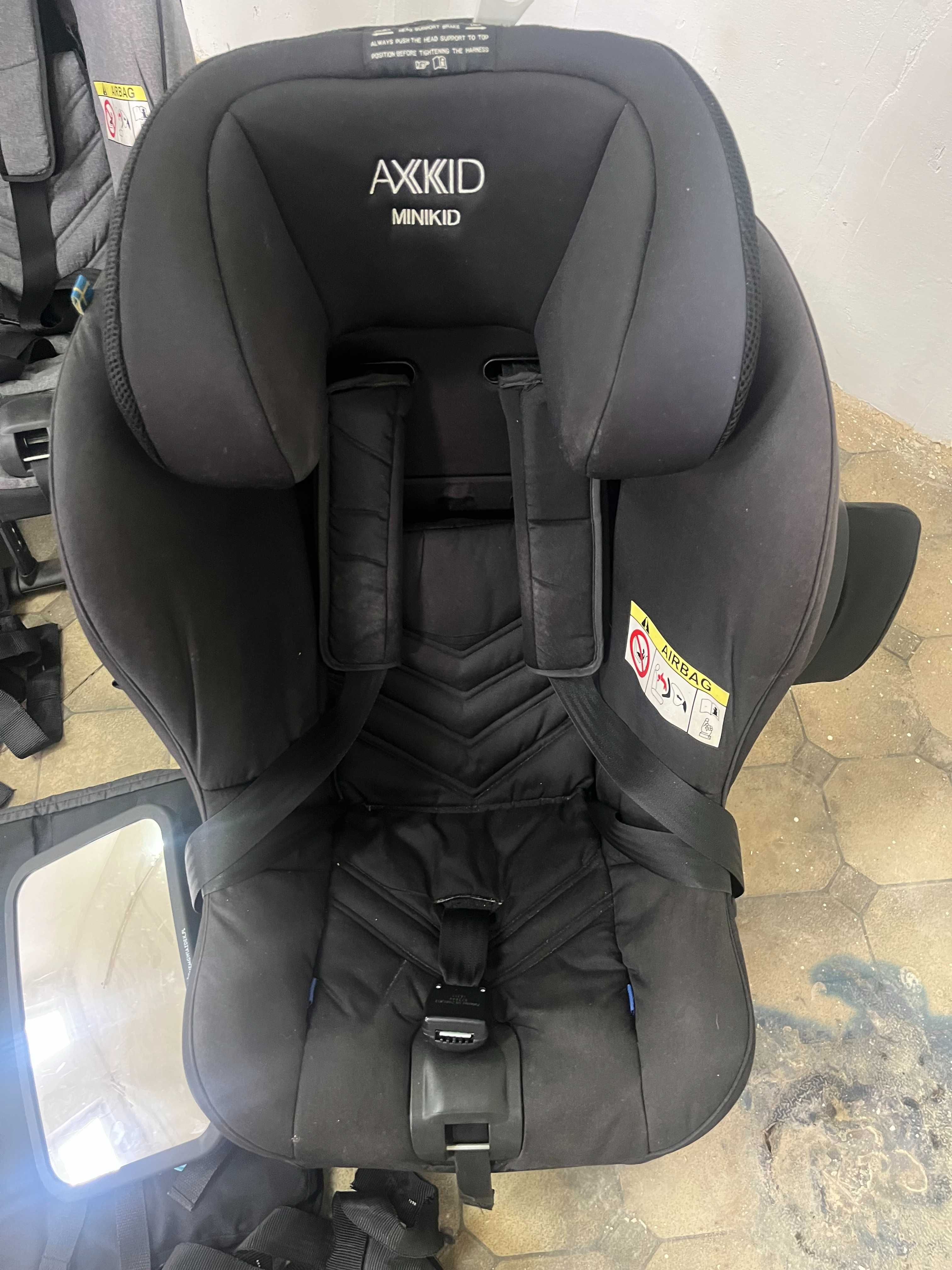 Fotelik Axkid minikid 2.0 - 2szt