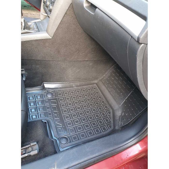 Модельные коврики в салон Skoda Octavia A4 A5 A7 A8 / Golf 3 4 5 6 7
