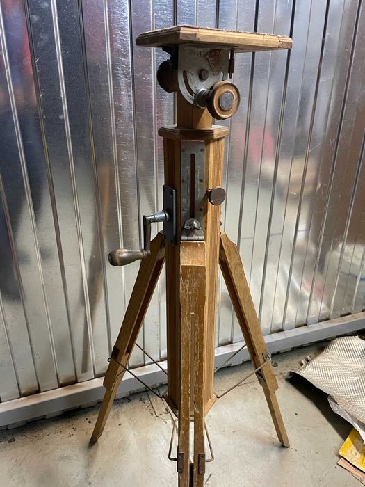 Штатив дерев'яный, вінтаж