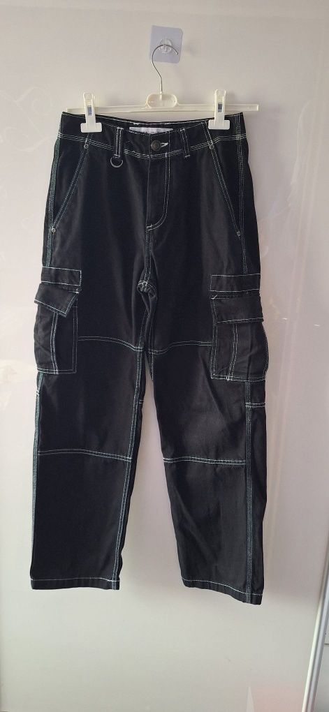 Bershka baggy jeans r. 32 czarne z białym szwem