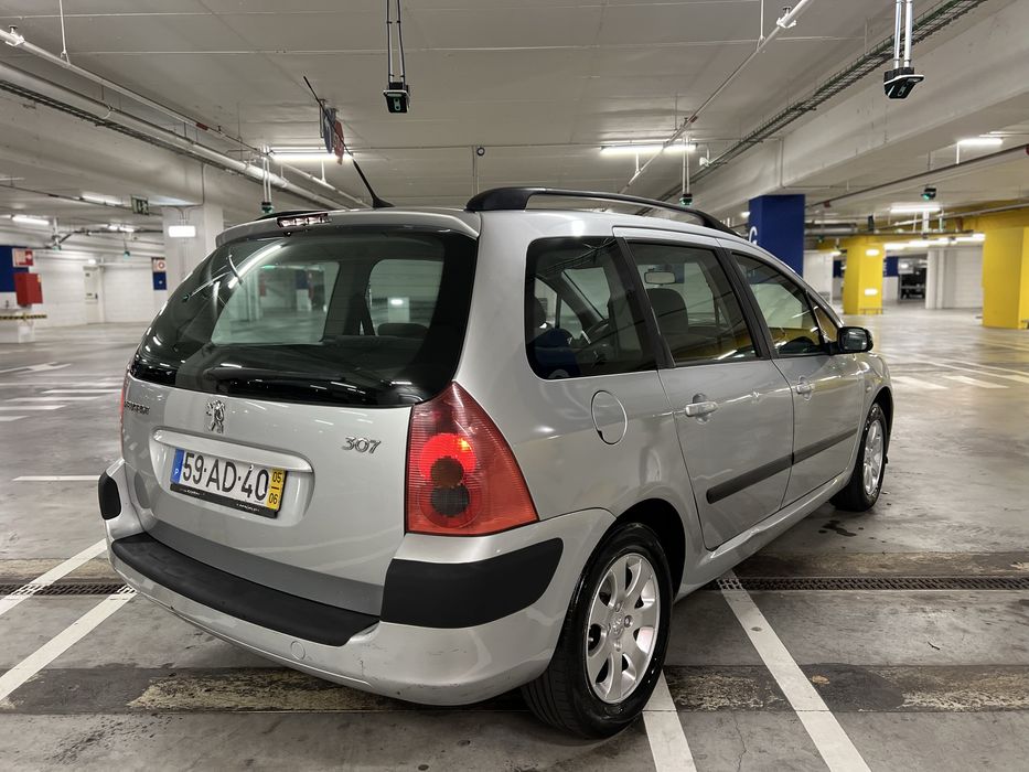 Peugeot 307 break C/nova - 05