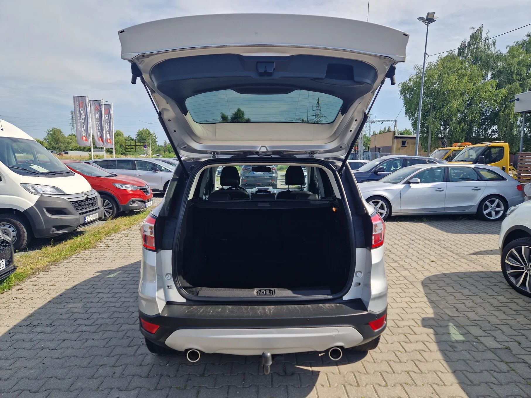Ford Kuga Skóra*Podgrz.Fotele*Key-Less*Podgrz.Szyba*4x4*Hak*Panorama*Ledy