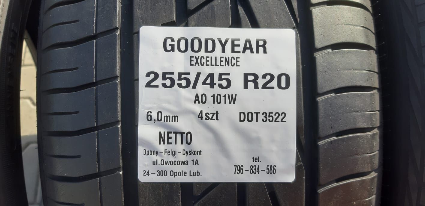 Opony Goodyear 255 45 R20