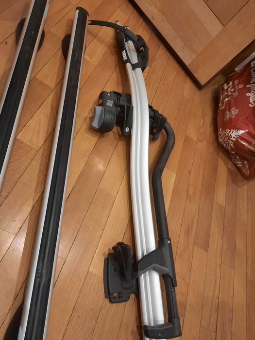 Suportes para bicicletas da Thule novos