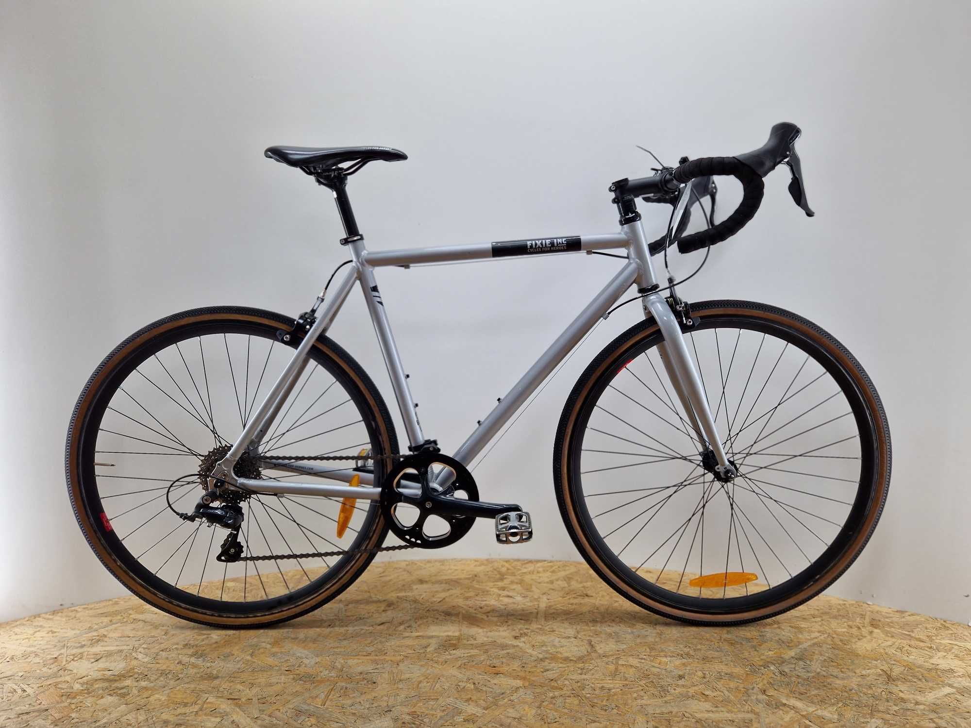 (267) Rower Gravel FIXIE inc cycles Koła 28 Cali Rozmiar 56 cm (L)