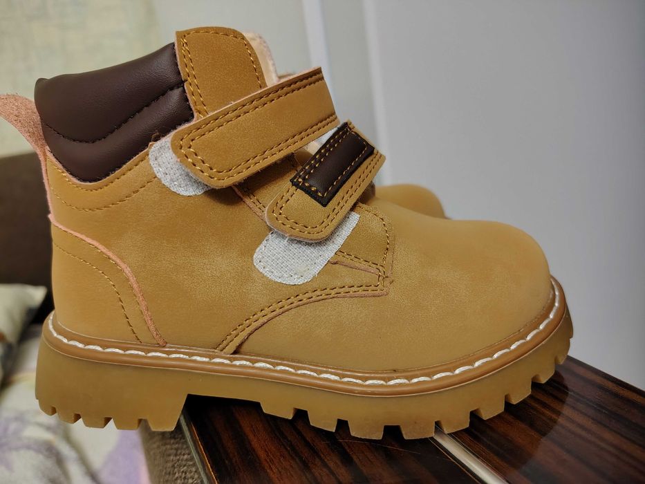 Нові Зимові ботинки на хлопчика 26 розміру