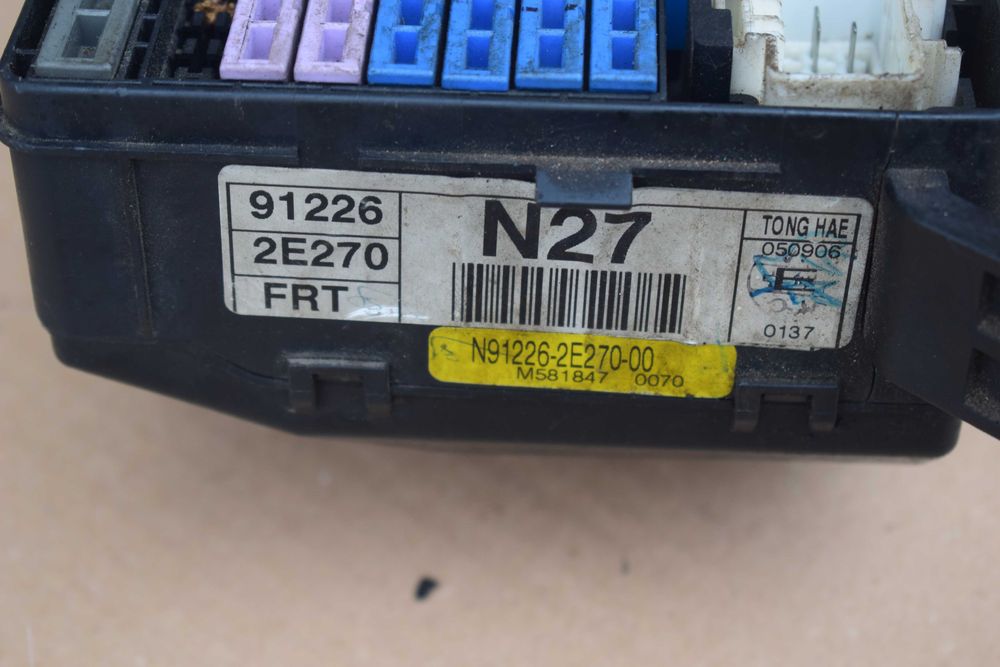 puszka skrzynka bezpieczników HYUNDAI TUCSON I 2.0 CRDI .91226-2E270