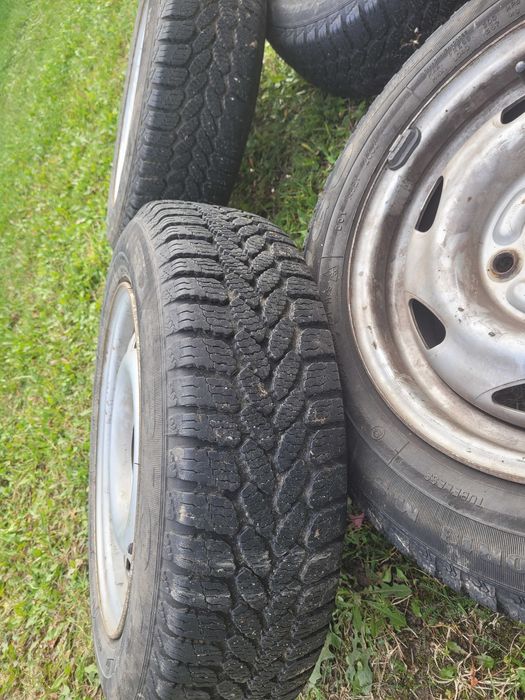 Opony zimowe Dębica Frigo zima 155/70 R13 + felgi