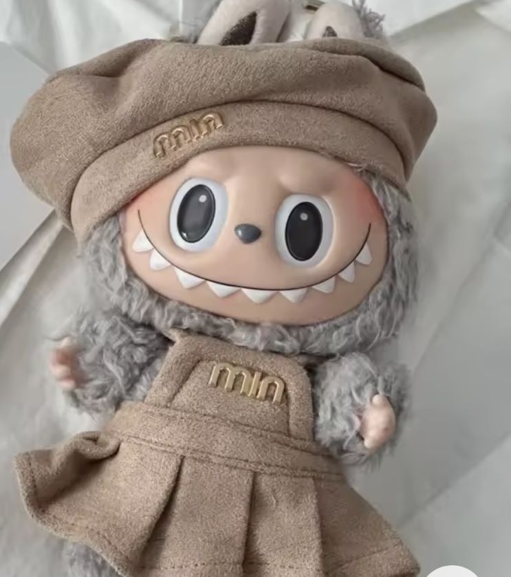 Ubranka do labubu prada sukienki ogrodniczki