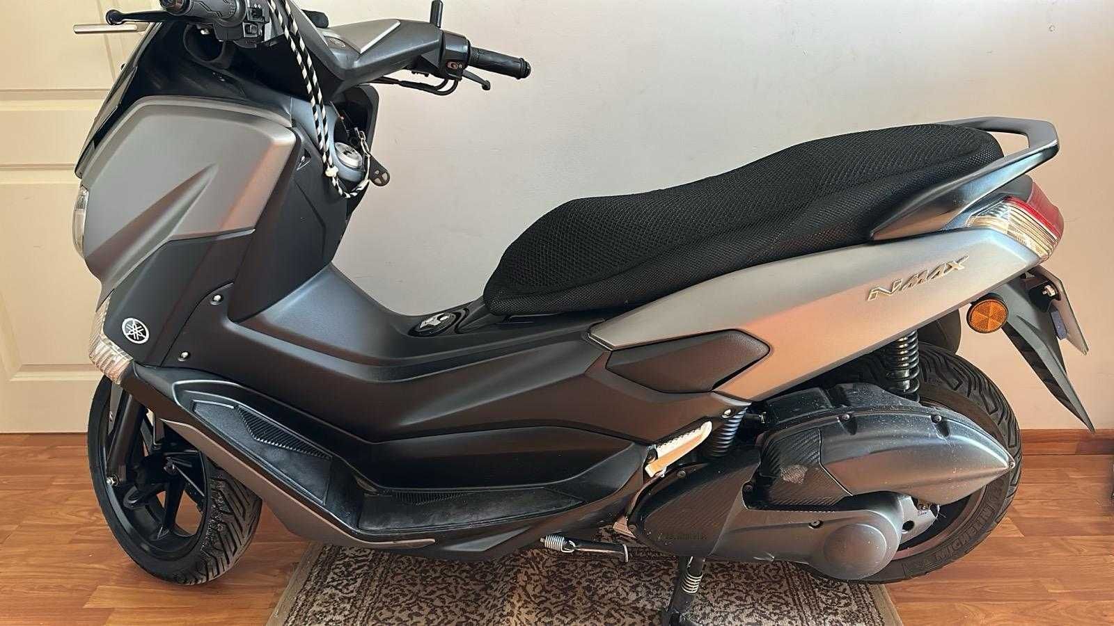 Moto Nmax 2019 impecavel