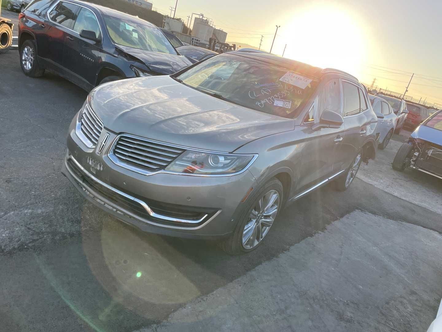 2016 Lincoln MKX, Reserve