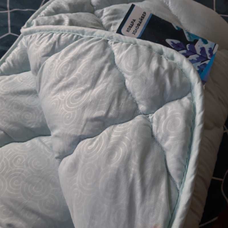 Зимова ковдра (Зимнее одеяло) полуторна БУ у відмінному стані