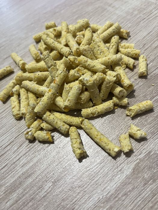 Kukurydza peletowana, karma, pasza,pokram,ryby,drób