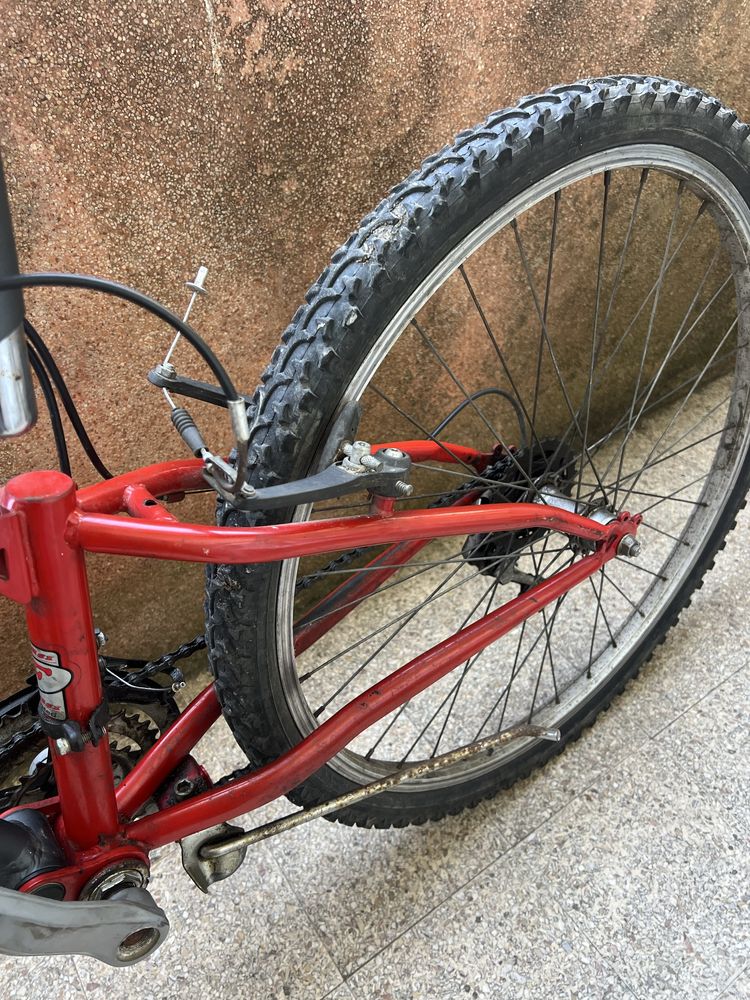 Vendo bicicleta no estado em que se encontra
