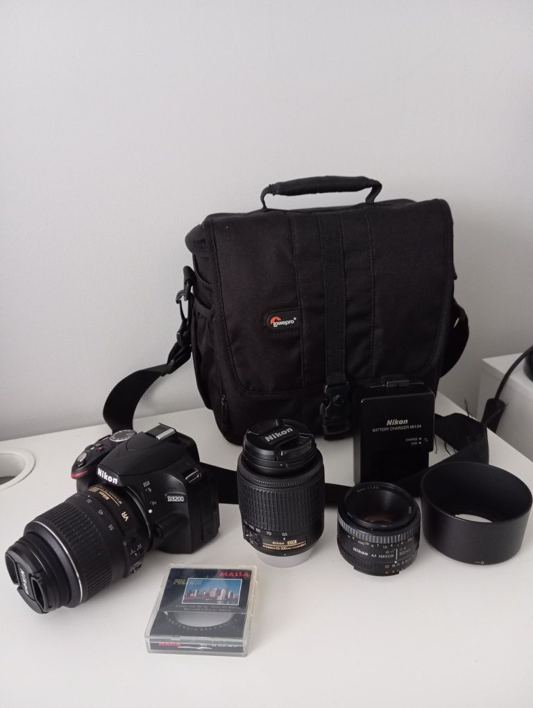 Aparat Nikon D3200 3 obiektywy