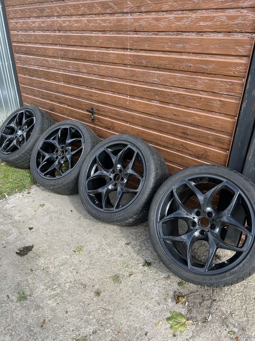 BMW X5 e70 X6 e71 F15 F16 5x120 21 cali Felgi kola opony tyl325|30/R21