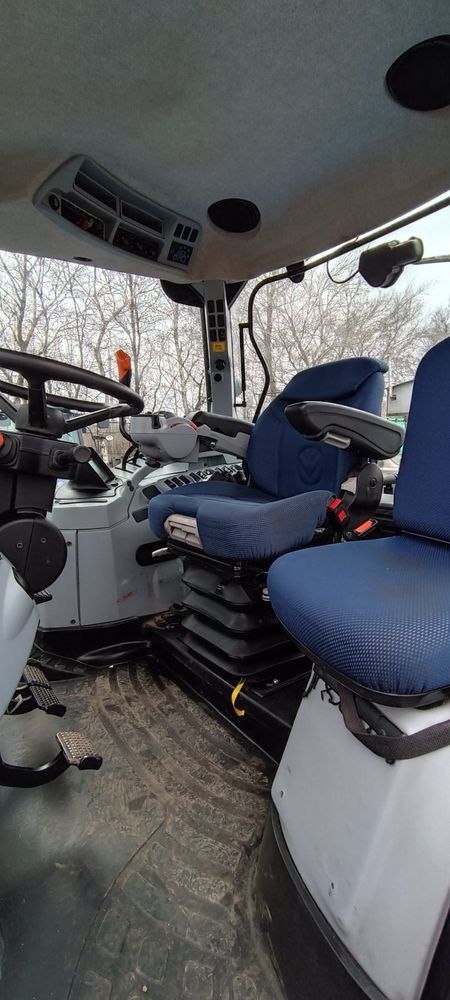 Продам трактор NewHolland T7060 бу