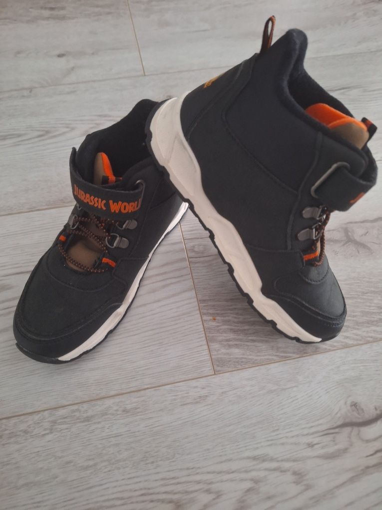 Nowe buty adidasy  świecące za kostkę