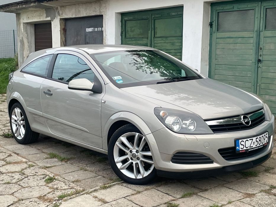 Opel Astra GTC Jeden właściciel w kraju od 2017 Tempomat Klima Alu 17 Zamiana