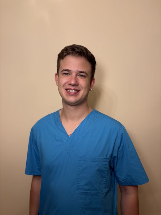 Медбрат/Медсестра/крапельниця/укол на дому