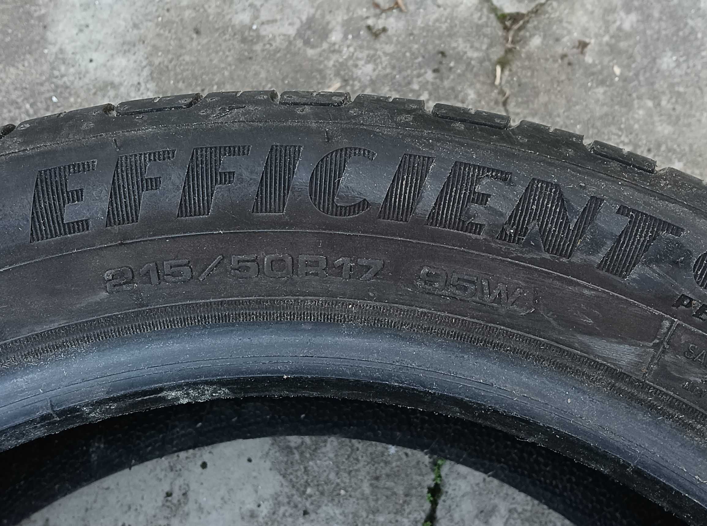 Pneu Good Year Efficient grip 215/50R17 95W