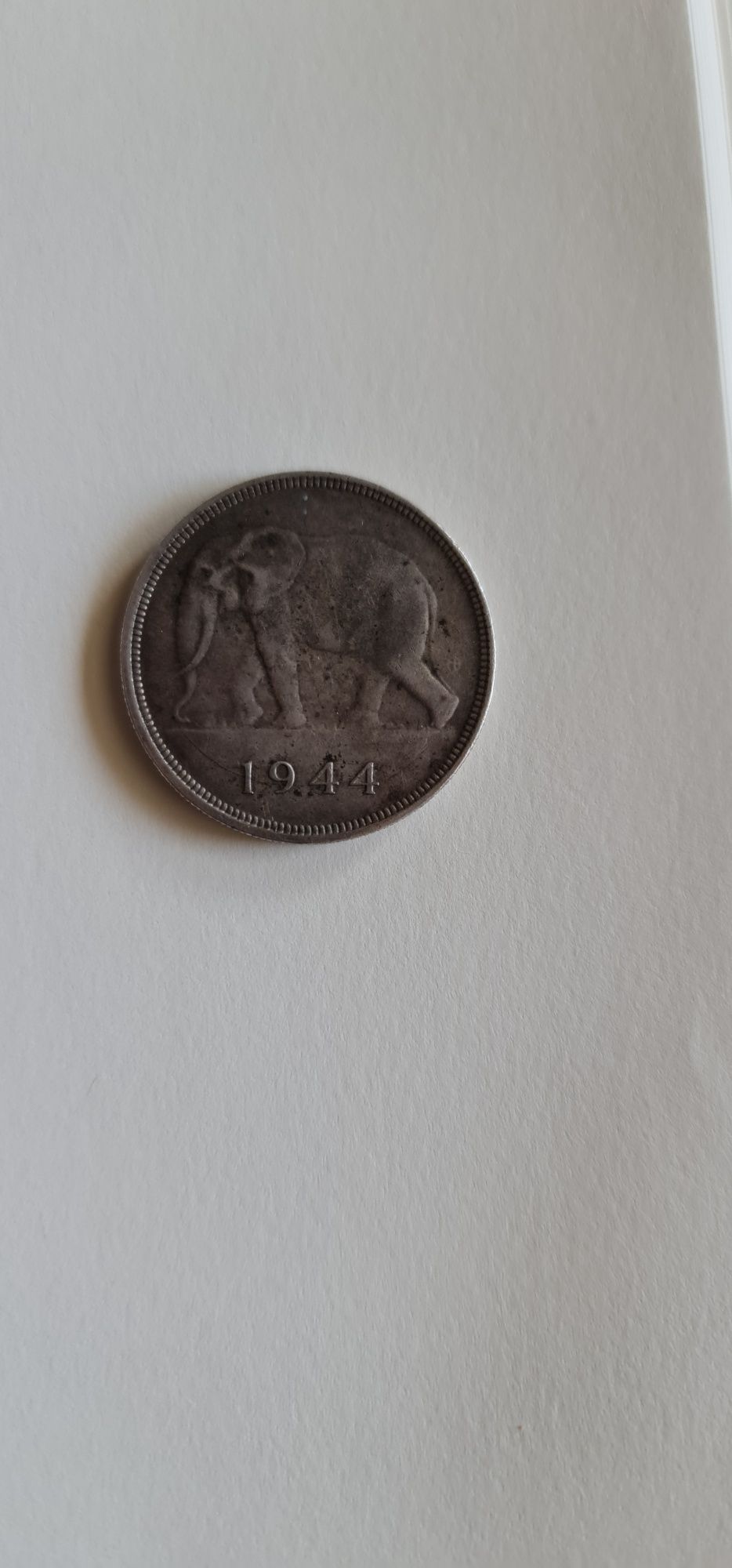 Vendo moeda de 1944