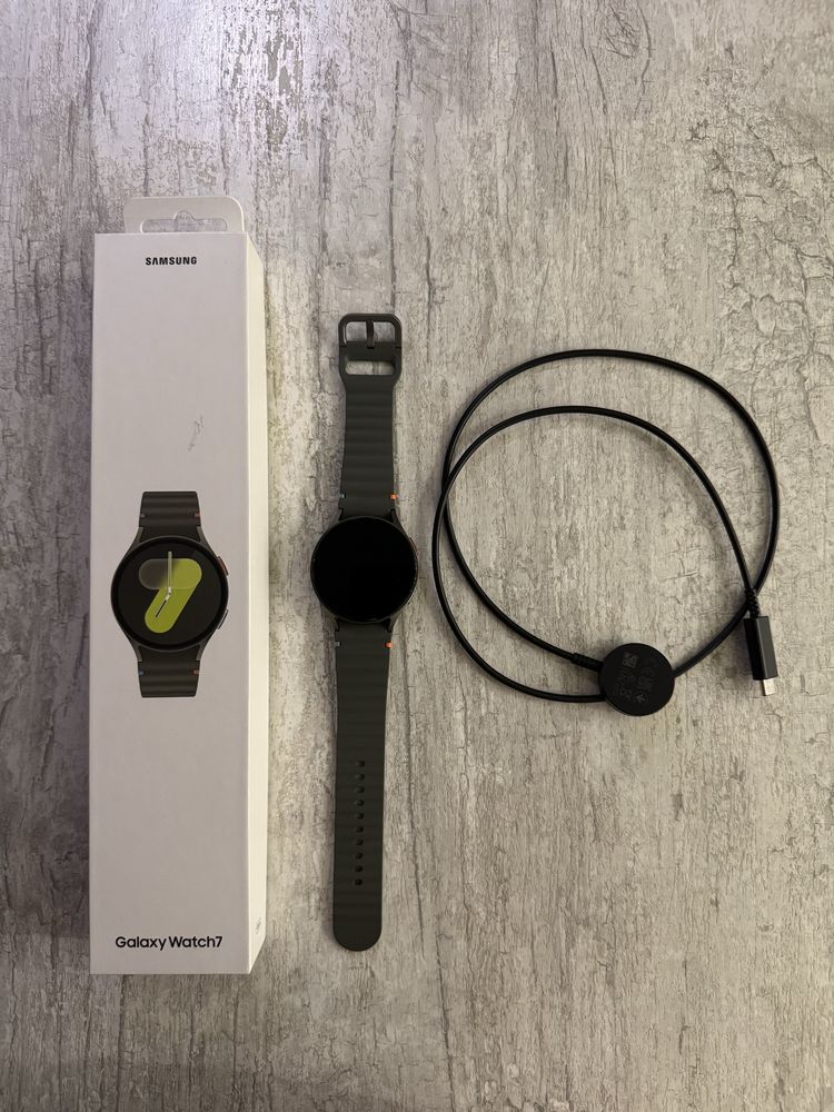 Продам годинник Samsung Galaxy Watch 7
