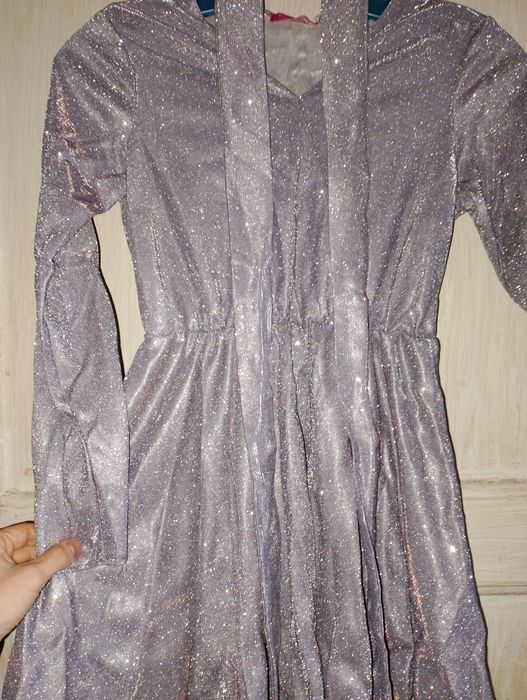 Блискуча сукня для дівчинки