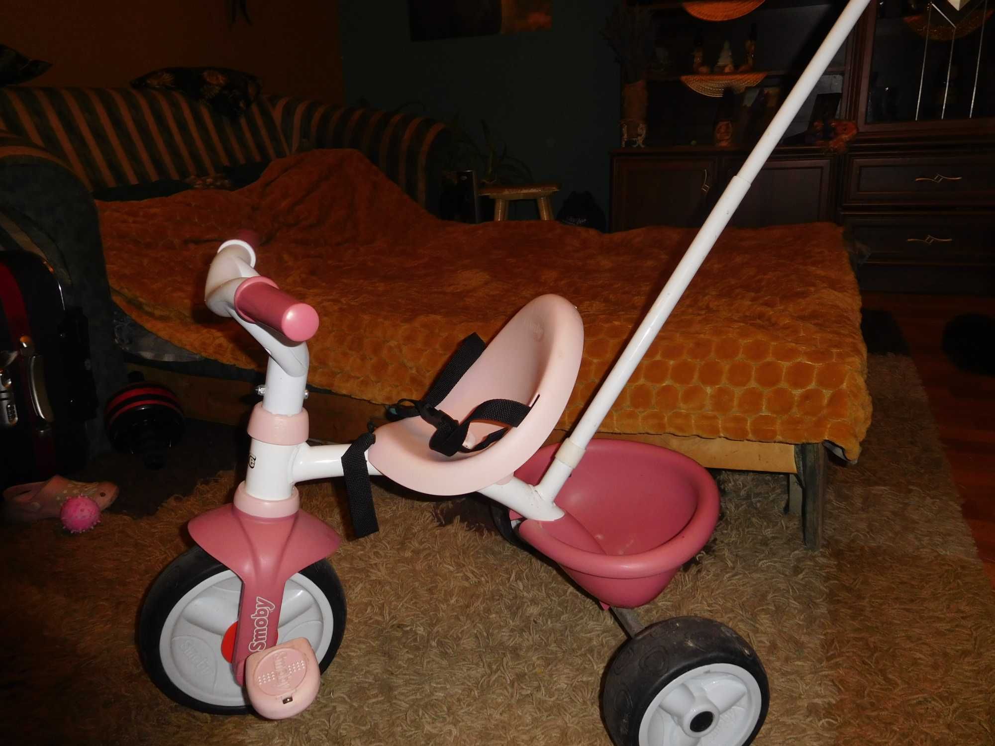 Rowerek trzykołowy dla dziewczynki firmy Smoby