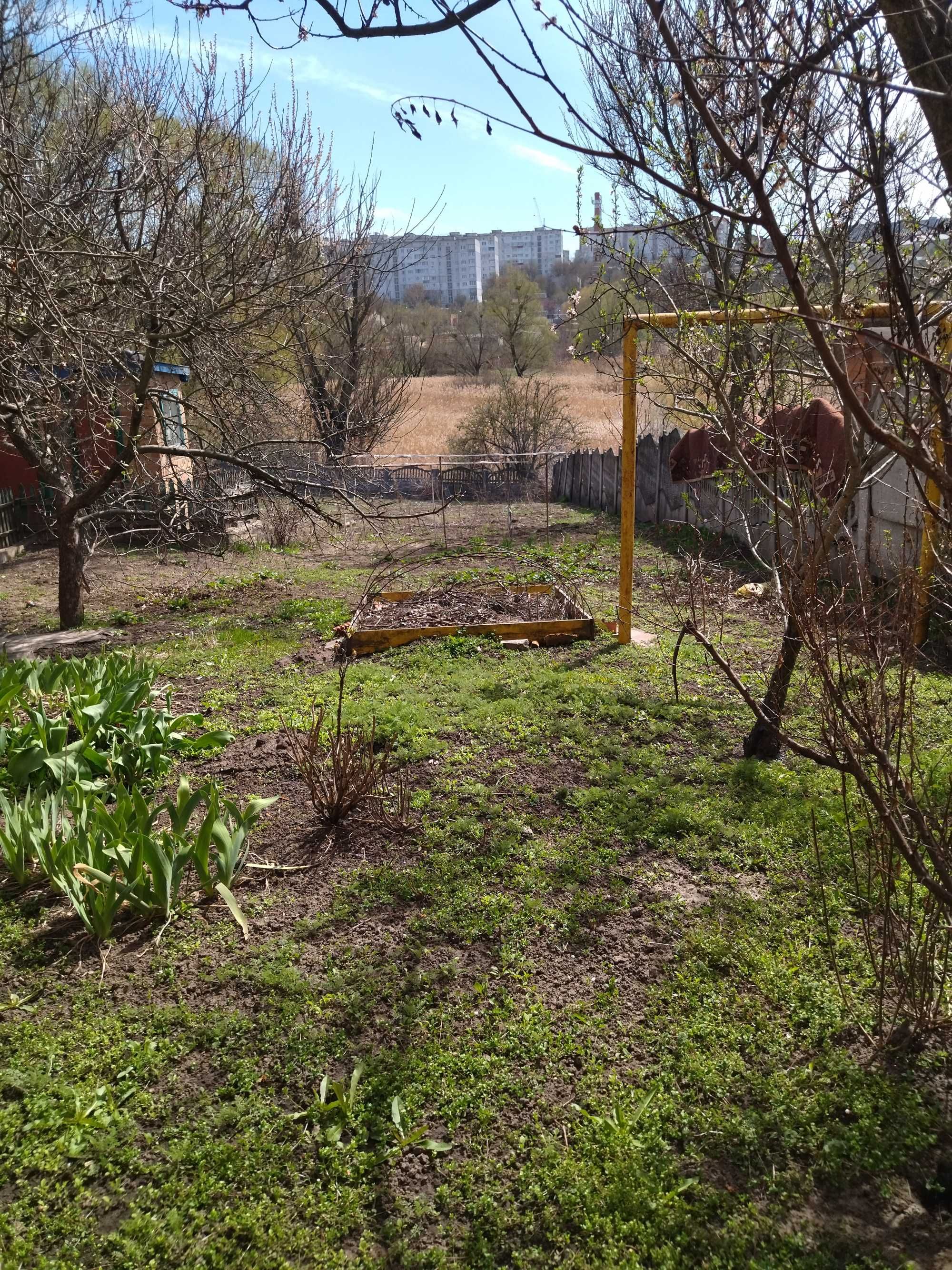 Продаж частини будинку два поверхи
