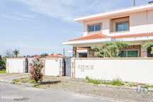 Casa / Villa T3 em Barroselas E Carvoeiro de 250,00 m2