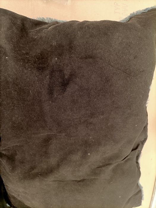 Wysyłka - kontakt Sofa legowisko leżanka dla psa lub kota 60x50cm