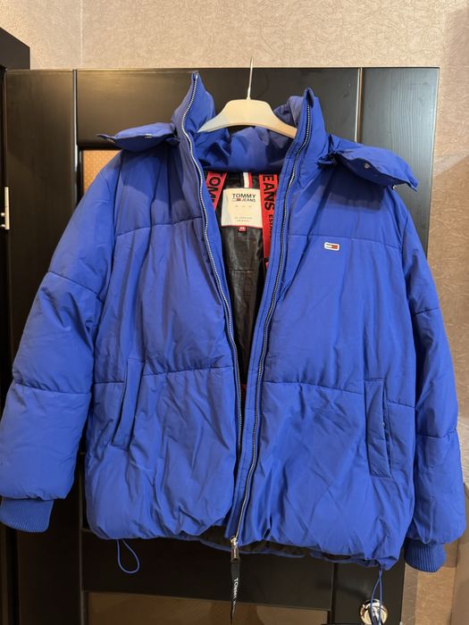 Tommy Hilfiger куртка жіноча пуховик бомбер