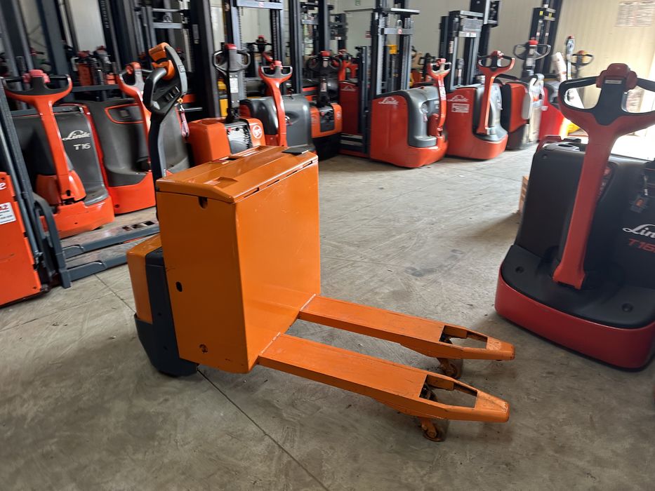 Paleciak elektryczny 100 cm 1800 kg Mich Jungheinrich