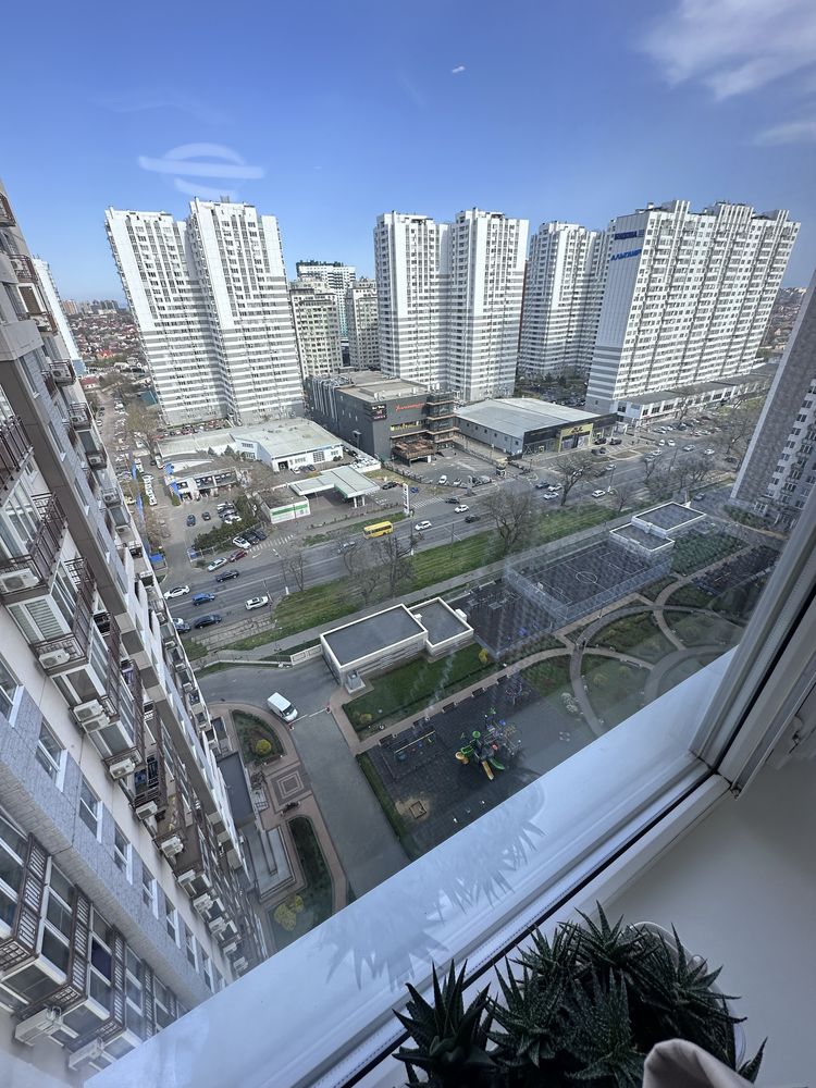 Продажа 2 комнатной  в ЖК Альтаир -2! Кладовка. Есть видео!