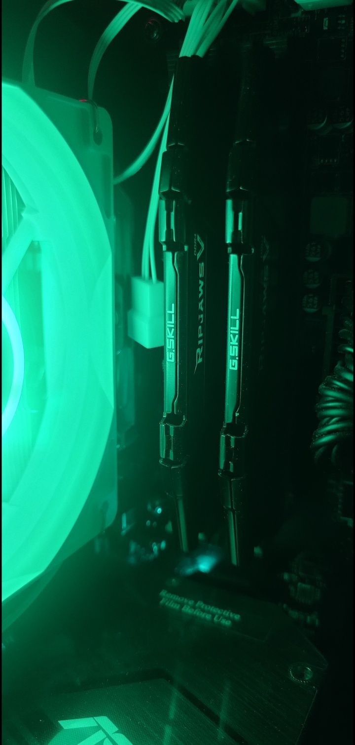 Оперативная память G.Skill DDR4-3600 16gb  (2x8)
