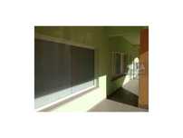 Est. Comercial - junto à rotunda Martir São Sebastião - centro de T...
