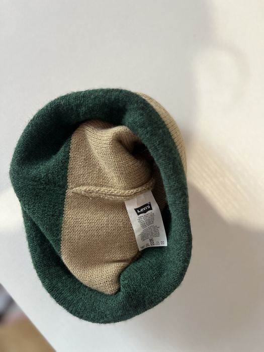 Шапка Levi’s