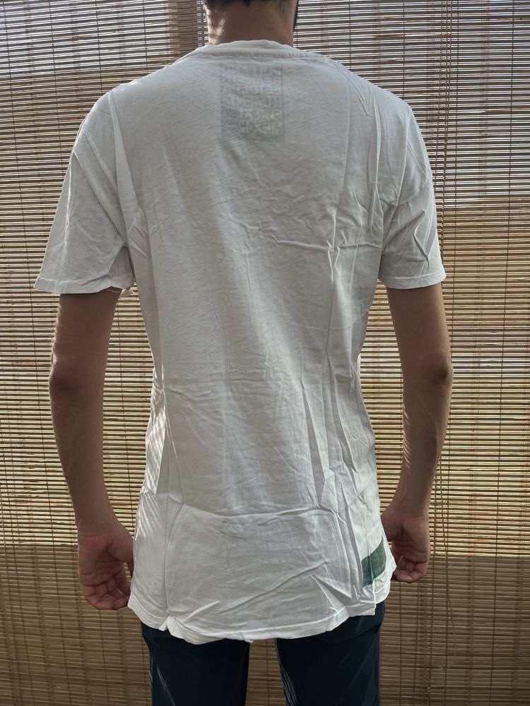 T-shirt branca estampada Pull&Bear