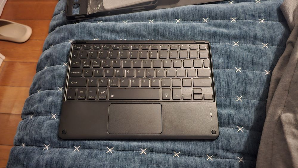 Capa e teclado tab S10+