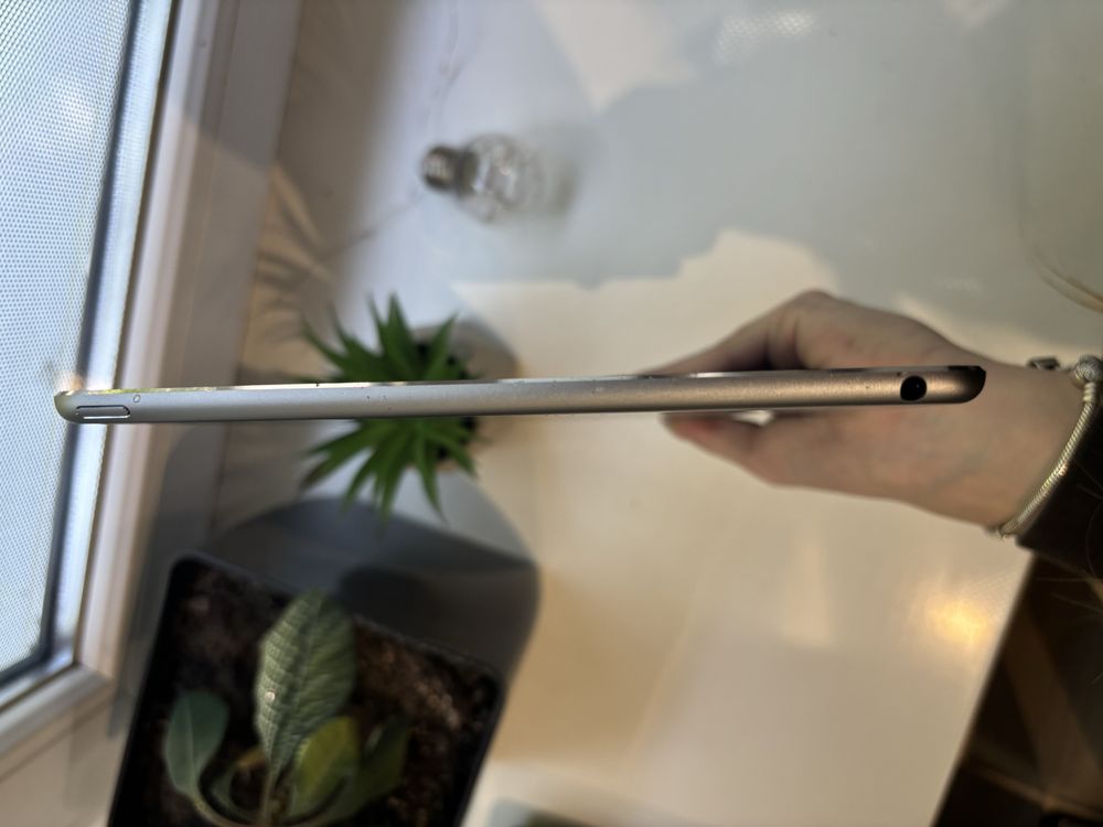 iPad Air 2  128Gb wifi