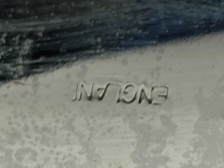 Conjunto de saleiro e pimenteiro de meados do século XX cesto england