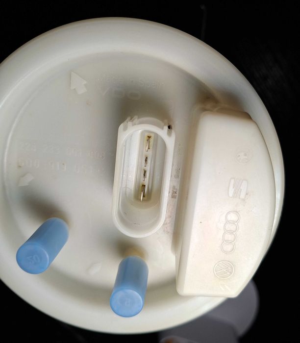 Продам Б/У бензонасос VW