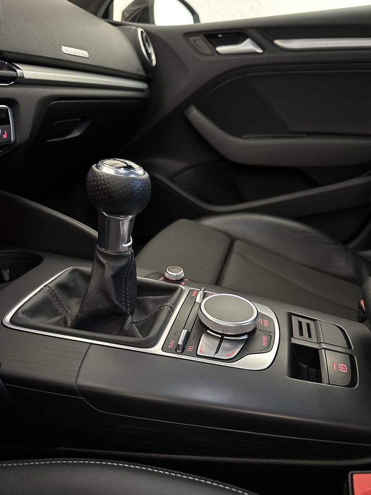 Audi A3 8V sedan s-line 2.0 TDI 150km