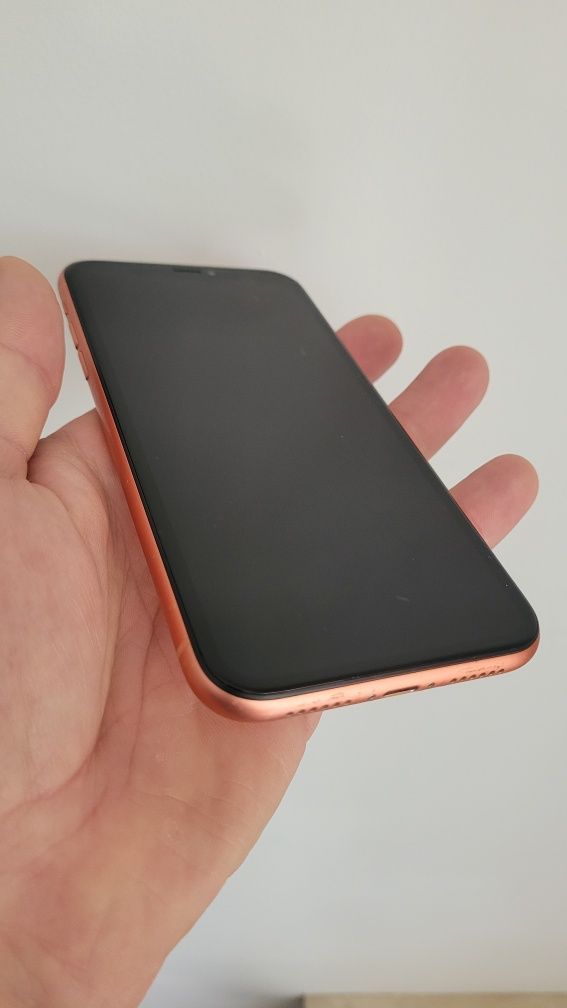 Apple iPhone XR / Coral / 128GB w super stanie