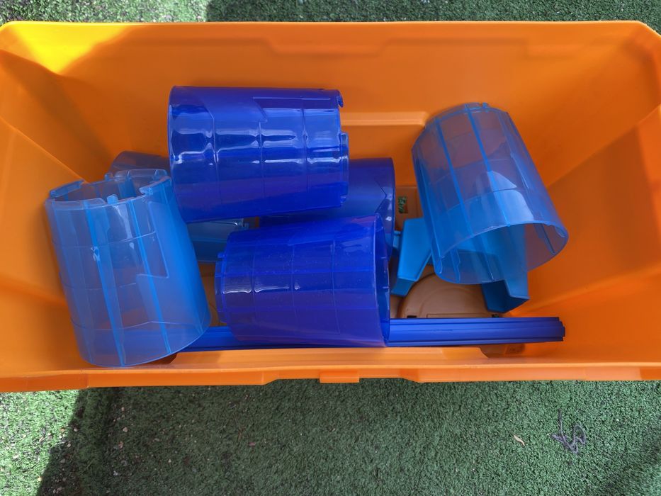 Tor hot wheels kaskaderskie beczki