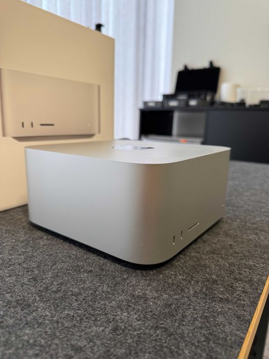 Mac Studio | 2023 | M2 Max | 32GB | 512GB SSD | GPU 30-core