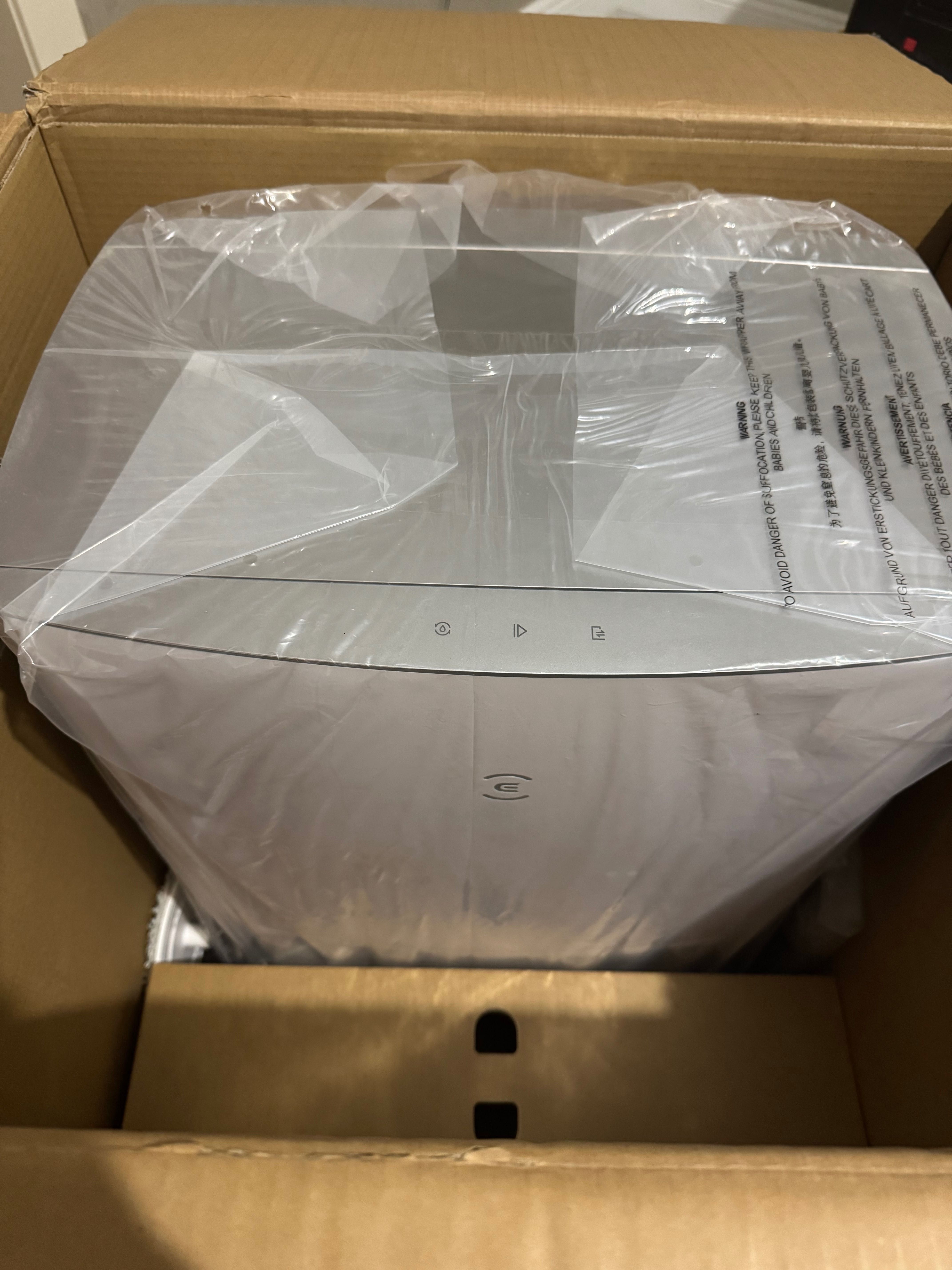 Ecovacs Deebot X1 Omni Миючий робот-пилосос з вологим прибиранням