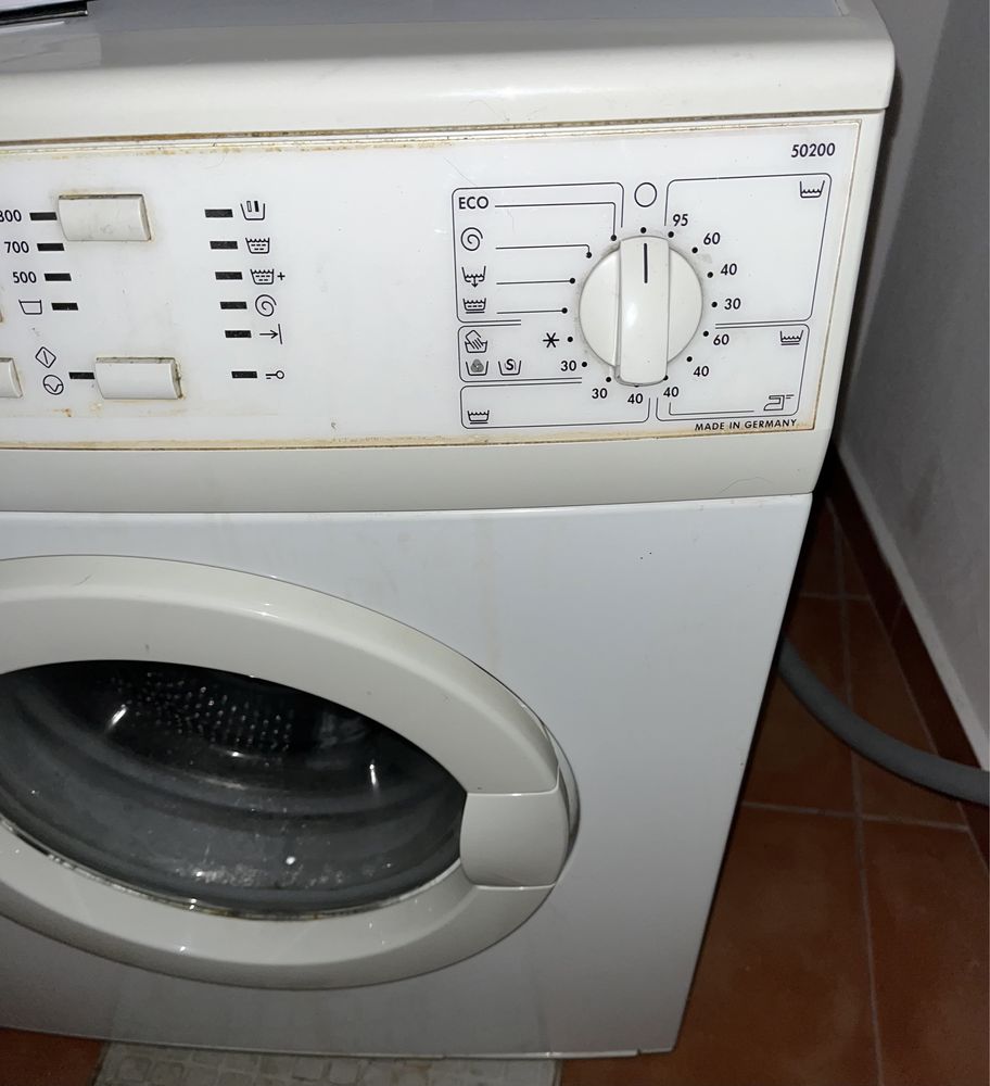Vendo Maquina Lavar Roupa AEG